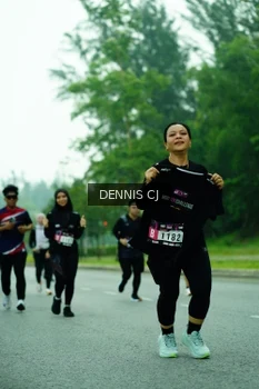 Runner Photo 3330879