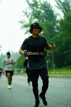 Runner Photo 3330893