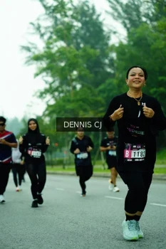 Runner Photo 3330899