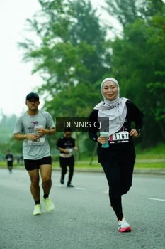 Runner Photo 3330904