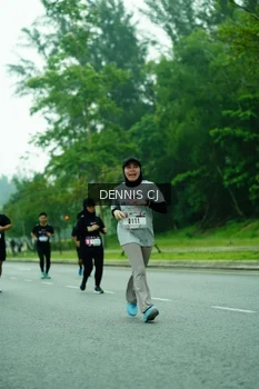Runner Photo 3331002