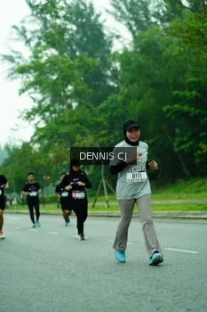 Runner Photo 3331017