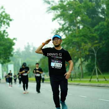 Runner Photo 3332948