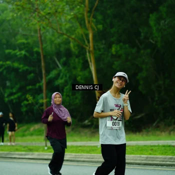 Runner Photo 3333428