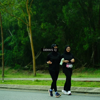 Runner Photo 3333512