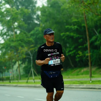 Runner Photo 3334126
