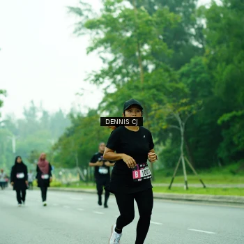 Runner Photo 3334894