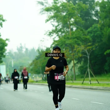 Runner Photo 3334905