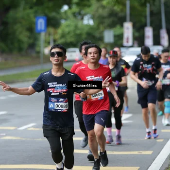 Runner Photo 33358