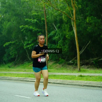 Runner Photo 3335912