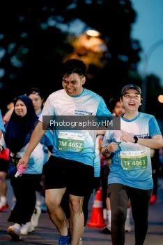 Runner Photo 3336403