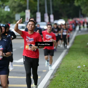 Runner Photo 33430