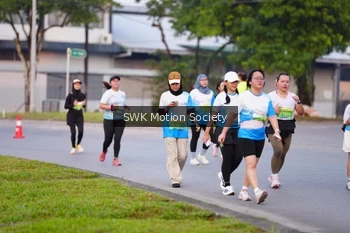 Runner Photo 3349173
