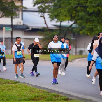 Runner Photo 3349357