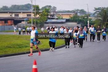 Runner Photo 3350312