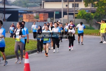 Runner Photo 3350373