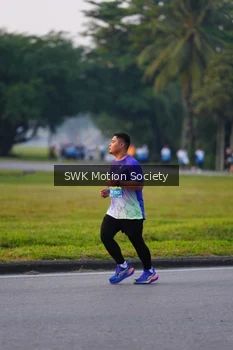 Runner Photo 3350469