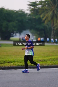 Runner Photo 3350478