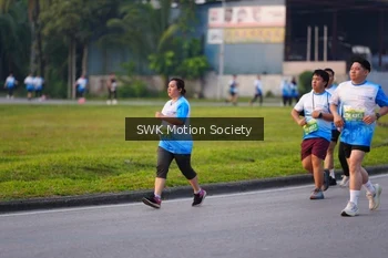 Runner Photo 3350597