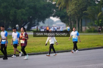 Runner Photo 3350819