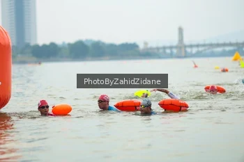 Runner Photo 3351127