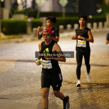 Runner Photo 3351310