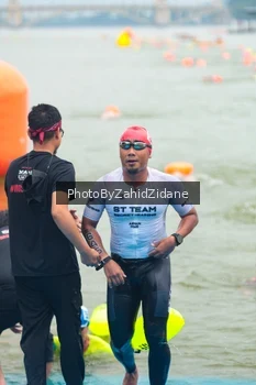Runner Photo 3352505