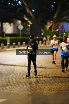 Runner Photo 3352596