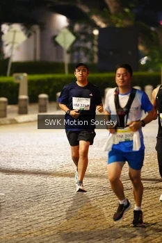 Runner Photo 3352717