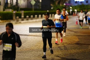 Runner Photo 3352834