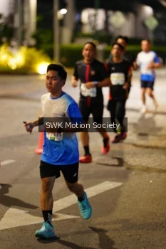 Runner Photo 3352969