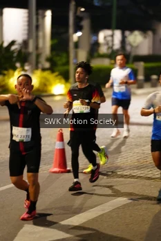Runner Photo 3352984