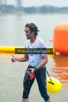 Runner Photo 3354153