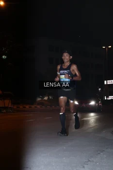 Runner Photo 3355993