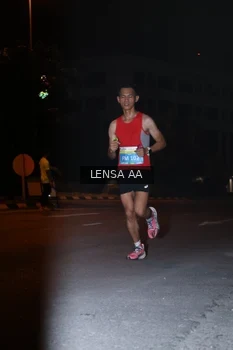 Runner Photo 3356002