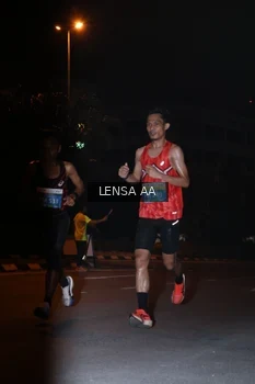 Runner Photo 3356004
