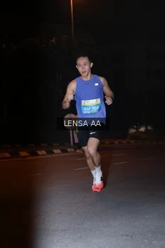Runner Photo 3356019