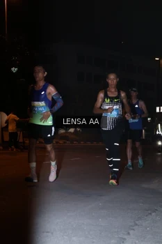 Runner Photo 3356035