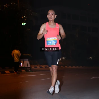 Runner Photo 3356060