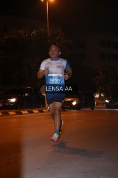 Runner Photo 3356113