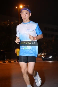 Runner Photo 3356121