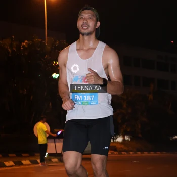 Runner Photo 3356136