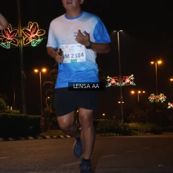 Runner Photo 3356595