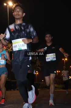 Runner Photo 3356655
