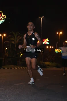 Runner Photo 3356740