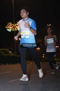 Runner Photo 3356754