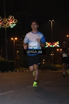 Runner Photo 3356765
