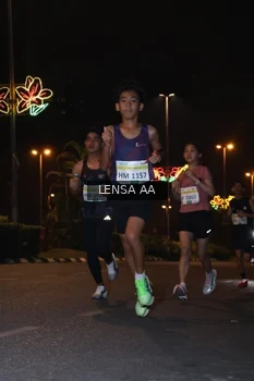 Runner Photo 3356770