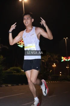 Runner Photo 3356781