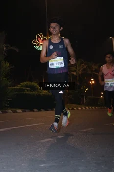 Runner Photo 3356788